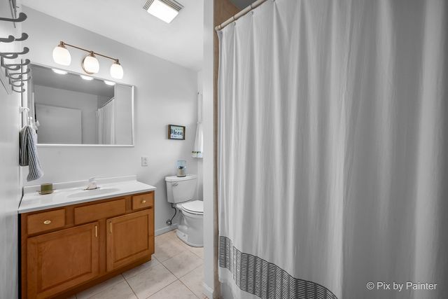 1510 Avalon Court, St. Charles, IL 60174