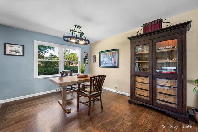 1510 Avalon Court, St. Charles, IL 60174