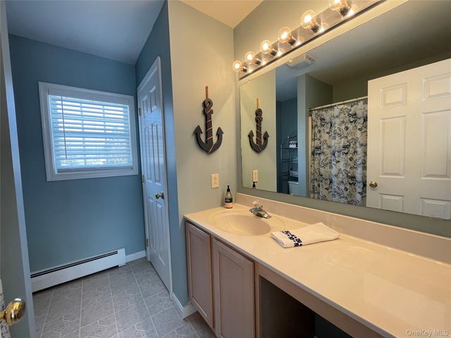 59 Peconic Avenue, Shelter Island, NY 11964