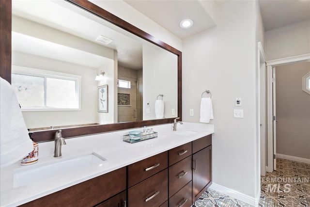 9999 W Hollandale Drive, Boise, ID 83709