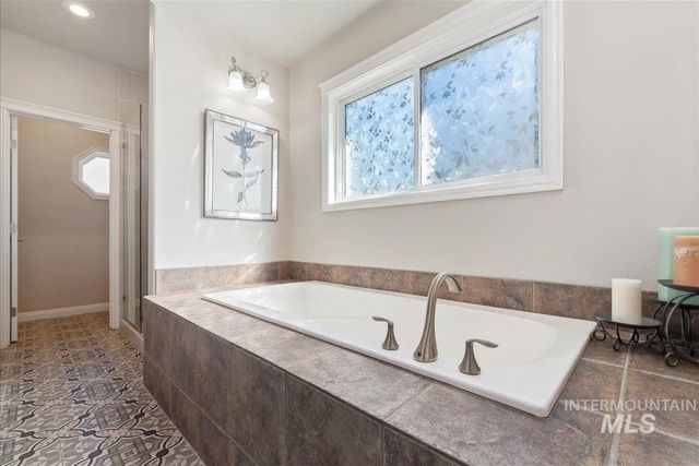 9999 W Hollandale Drive, Boise, ID 83709