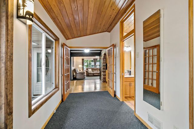 3870 Effress Road, White Bear Lake, MN 55110