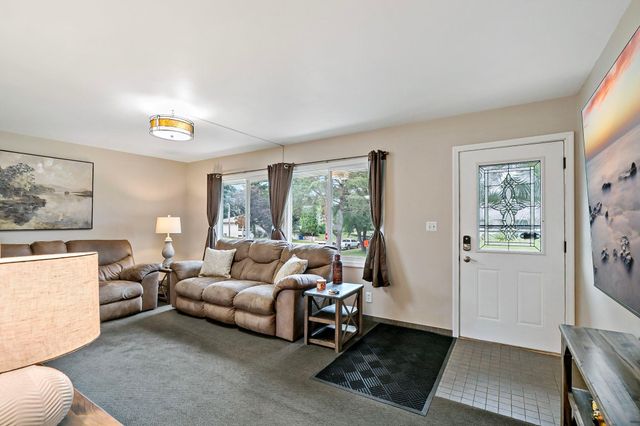 3870 Effress Road, White Bear Lake, MN 55110