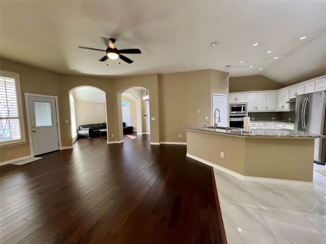 18736 Gibbons Drive, Dallas, TX 75287