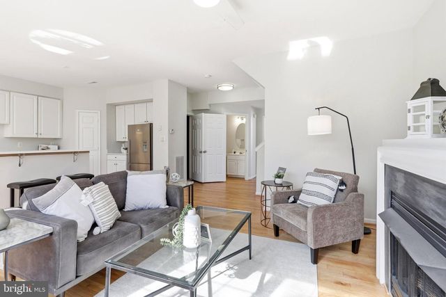 4077 BRITWELL PL, Fairfax, VA 22033