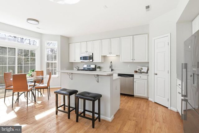 4077 BRITWELL PL, Fairfax, VA 22033