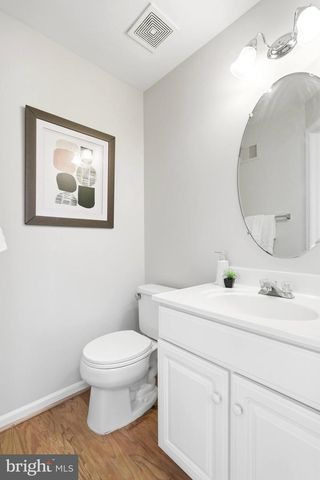 4077 BRITWELL PL, Fairfax, VA 22033