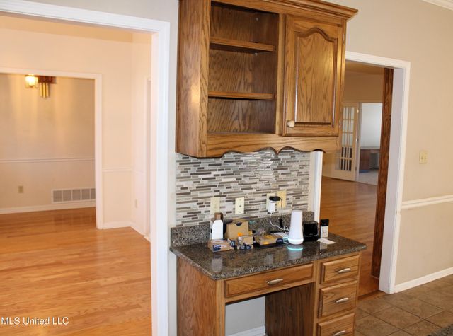 7952 Hunters Bend Cove, Olive Branch, MS 38654