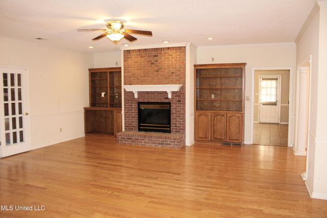 7952 Hunters Bend Cove, Olive Branch, MS 38654