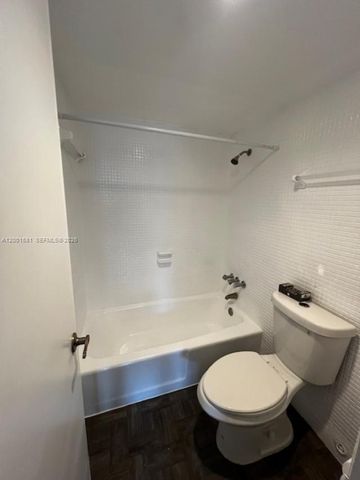 677 SW 9th Avenue 205, Miami, FL 33130