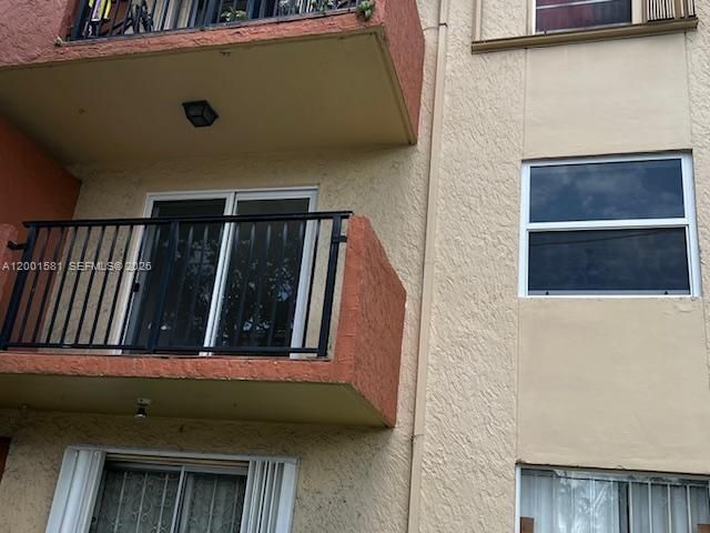 677 SW 9th Avenue 205, Miami, FL 33130