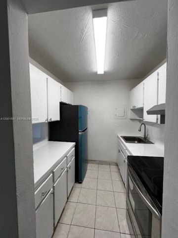 677 SW 9th Avenue 205, Miami, FL 33130