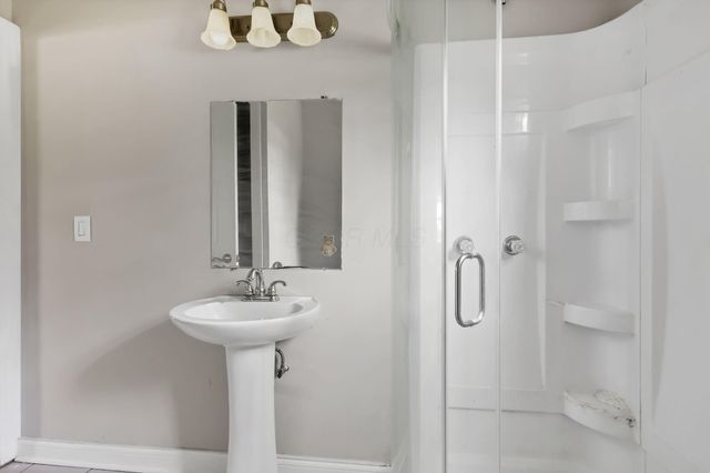 264 Woodlawn Avenue, Columbus, OH 43228