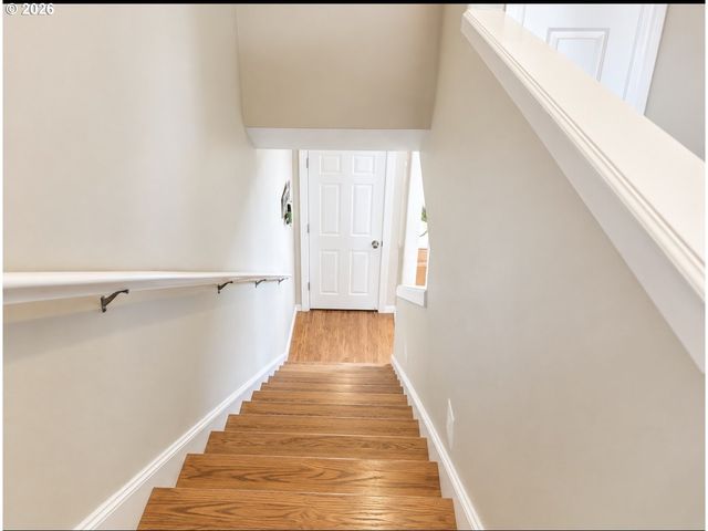 21895 Ne HEARTWOOD Cir, Fairview, OR 97024