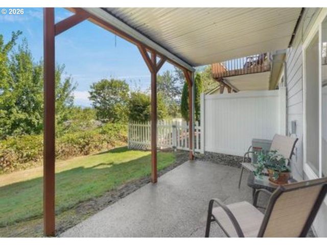21895 Ne HEARTWOOD Cir, Fairview, OR 97024