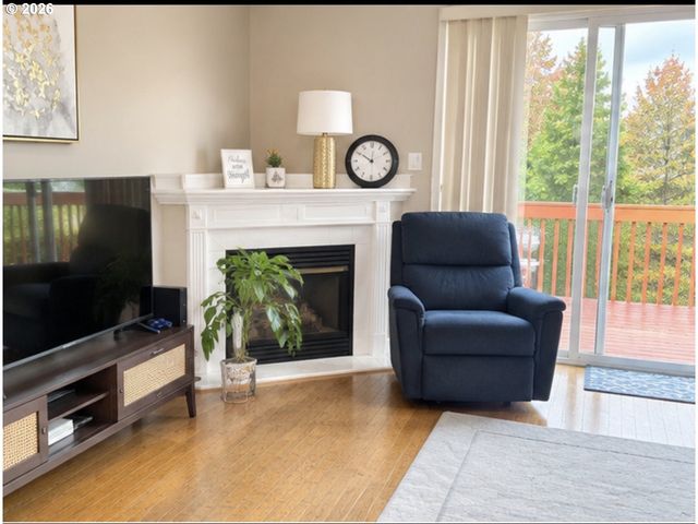 21895 Ne HEARTWOOD Cir, Fairview, OR 97024
