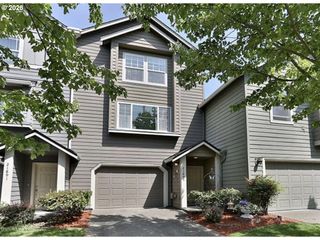 21895 Ne HEARTWOOD Cir, Fairview, OR 97024