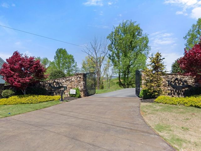 113 Terrace Circle, Cleveland, GA 30528