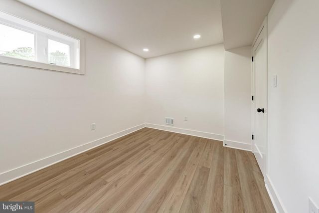 10915 MAPLE ST, Fairfax, VA 22030