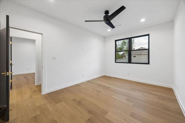 1527 Thornton Road, Houston, TX 77018