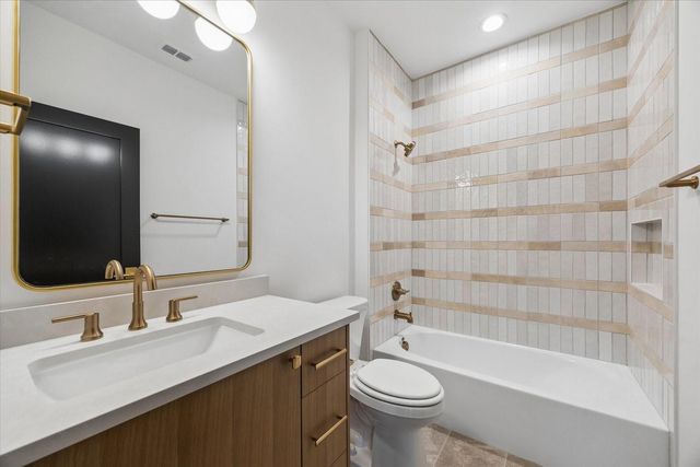 1527 Thornton Road, Houston, TX 77018