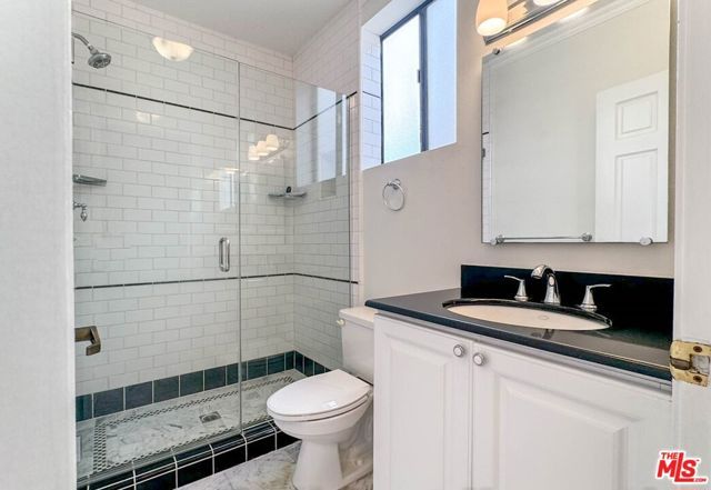 911 5th Street 202, Santa Monica, CA 90403