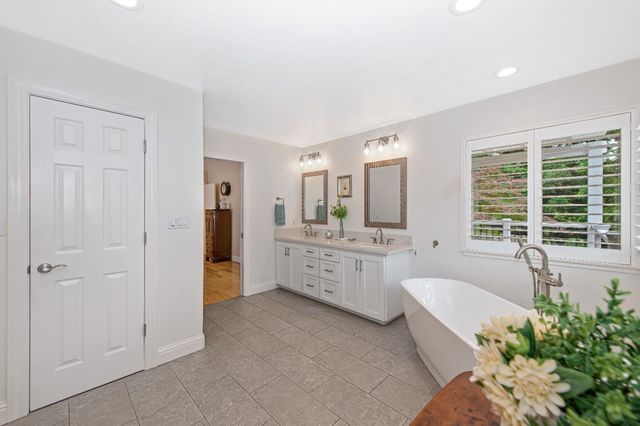 2988 Fairchild Dr, El Dorado Hills, CA 95762