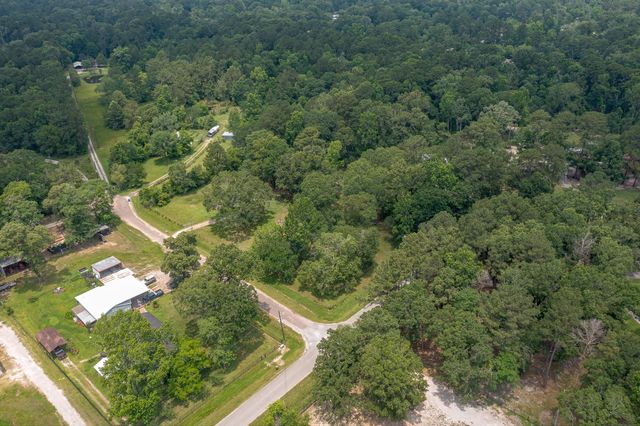17396 Woods Drive, New Caney, TX 77357