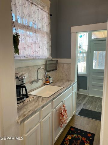 3516 CLIFTON Avenue, El Paso, TX 79903