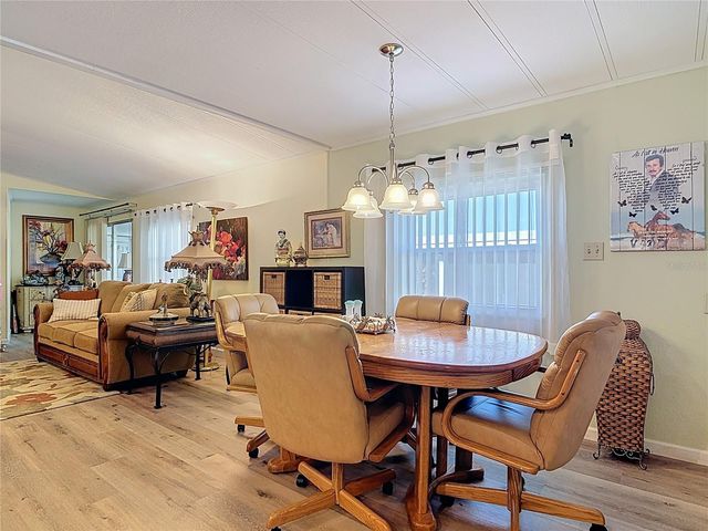 1405 SKYLINE COURT, Tavares, FL 32778