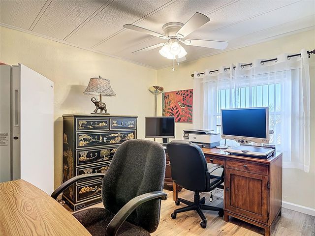 1405 SKYLINE COURT, Tavares, FL 32778