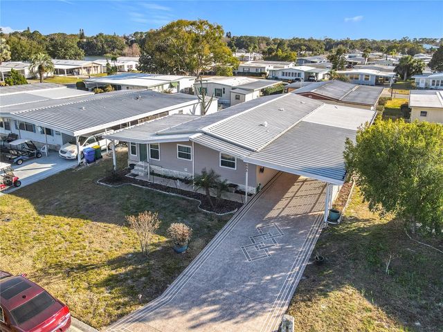 1405 SKYLINE COURT, Tavares, FL 32778