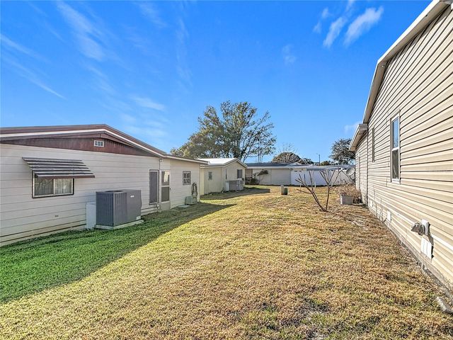 1405 SKYLINE COURT, Tavares, FL 32778