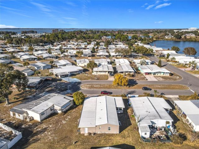 1405 SKYLINE COURT, Tavares, FL 32778