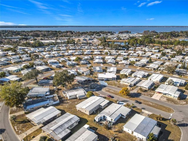 1405 SKYLINE COURT, Tavares, FL 32778