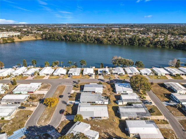 1405 SKYLINE COURT, Tavares, FL 32778