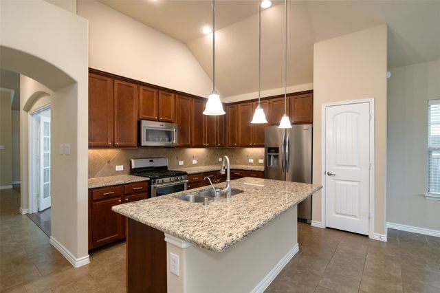 129 Griffin Avenue, Fate, TX 75189