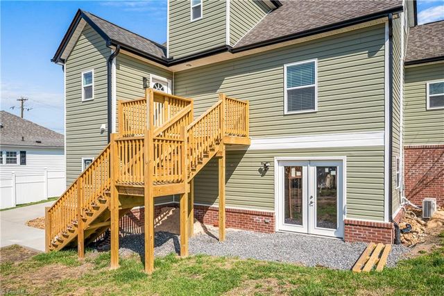 303 Orchard Street, Mount Airy, NC 27030