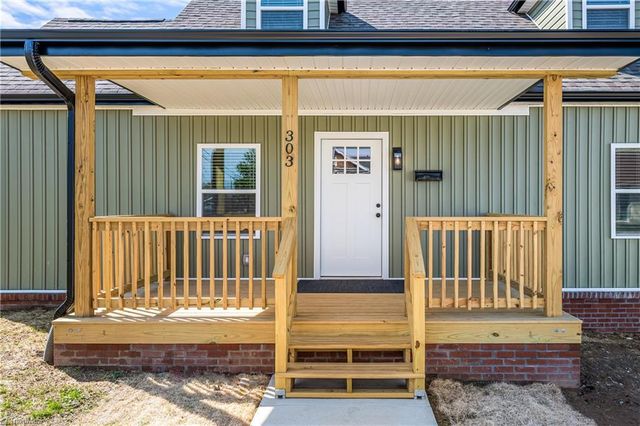 303 Orchard Street, Mount Airy, NC 27030