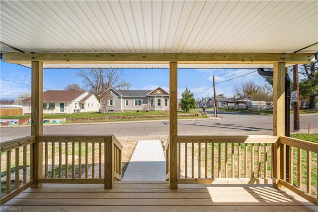 303 Orchard Street, Mount Airy, NC 27030