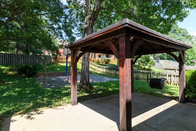 1457 Corona Drive, Lexington, KY 40514