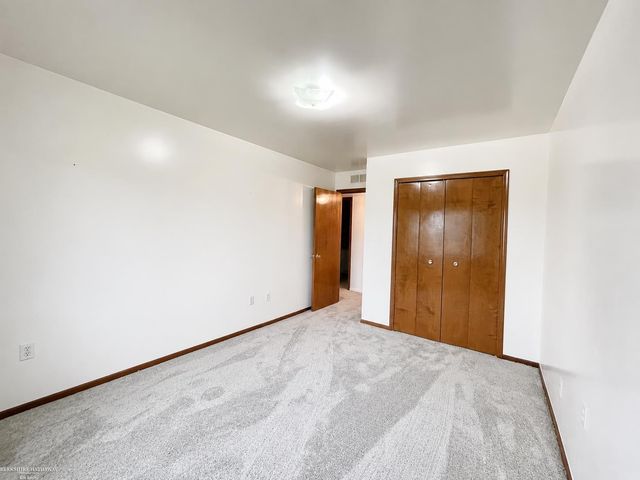 54749 Shelby Road, Shelby Twp, MI 48316