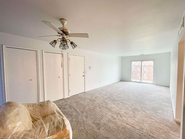 54749 Shelby Road, Shelby Twp, MI 48316