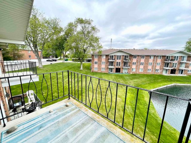 54749 Shelby Road, Shelby Twp, MI 48316