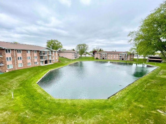 54749 Shelby Road, Shelby Twp, MI 48316