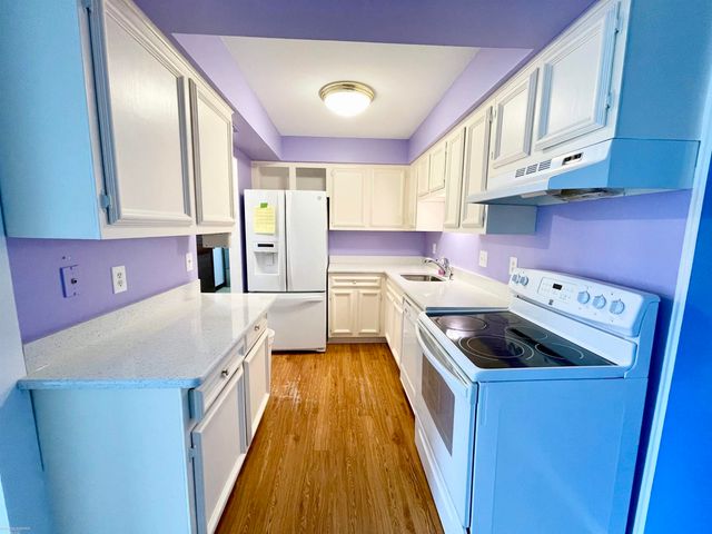54749 Shelby Road, Shelby Twp, MI 48316