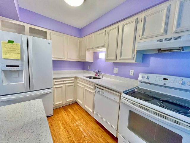 54749 Shelby Road, Shelby Twp, MI 48316