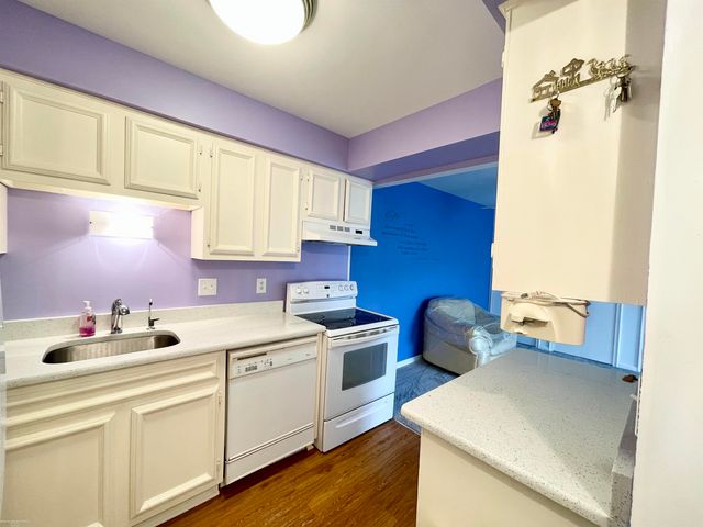 54749 Shelby Road, Shelby Twp, MI 48316