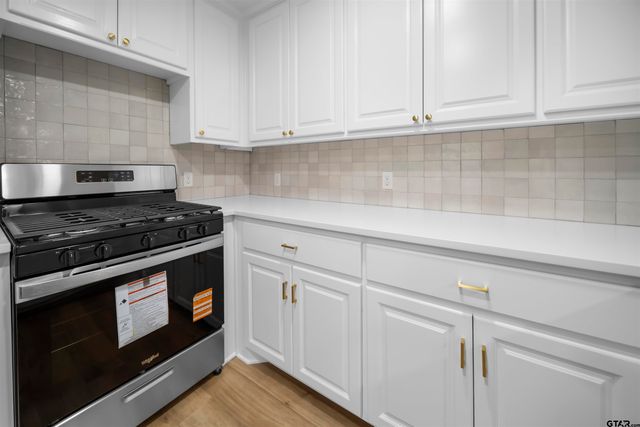 1807 Kimwood Ln, Tyler, TX 75703