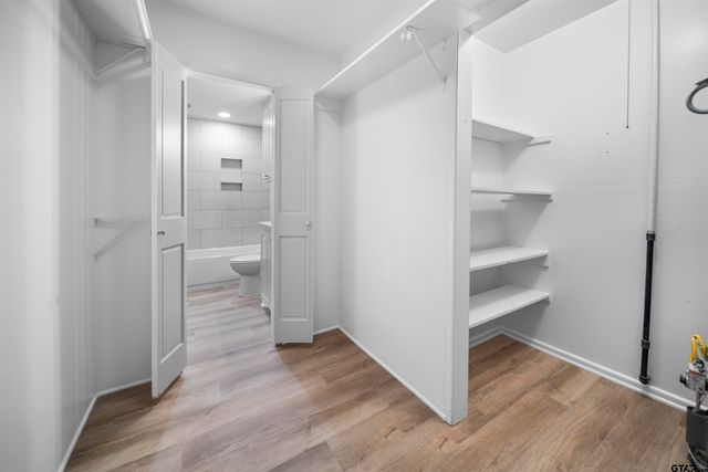 1807 Kimwood Ln, Tyler, TX 75703